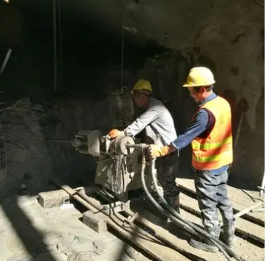 吴川水下抗分散灌浆料特点 水下不分散注浆料介绍